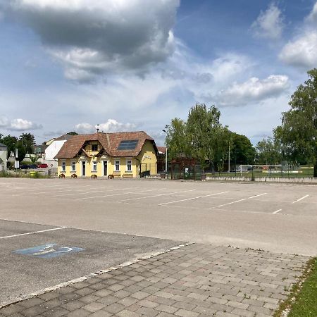 Hotel Kolpingsfamilie Poysdorf Exteriér fotografie