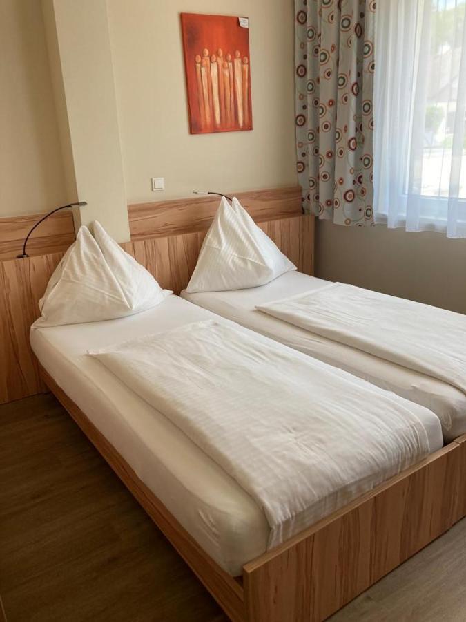 Hotel Kolpingsfamilie Poysdorf Exteriér fotografie